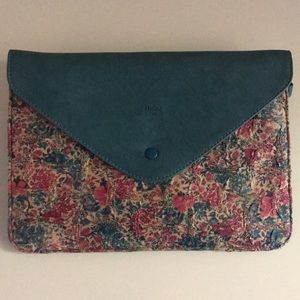 Anoki Paris rose and blue print bag